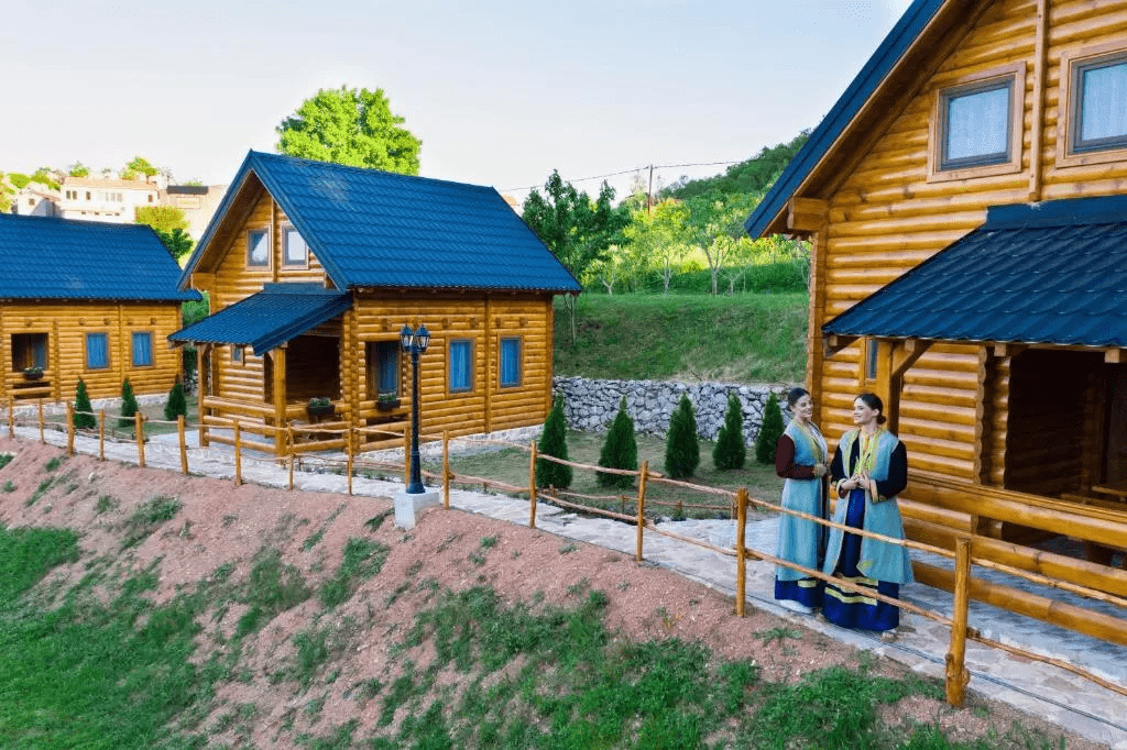 Planinsko Selo Dušanovi Konaci