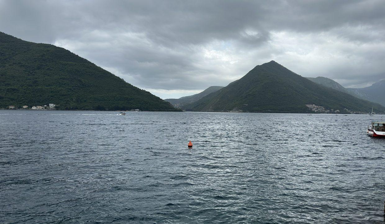 kotor-grad-u-srcu-bokokotorskog-zaliva-01